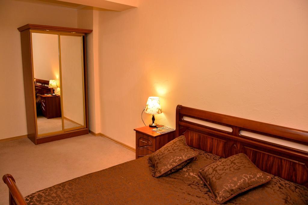 Sanahin Bridge Hotel Алаверди Экстерьер фото