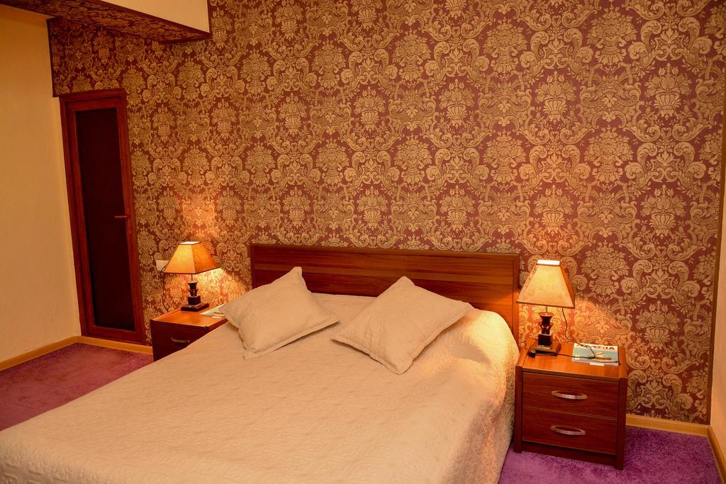 Sanahin Bridge Hotel Алаверди Экстерьер фото