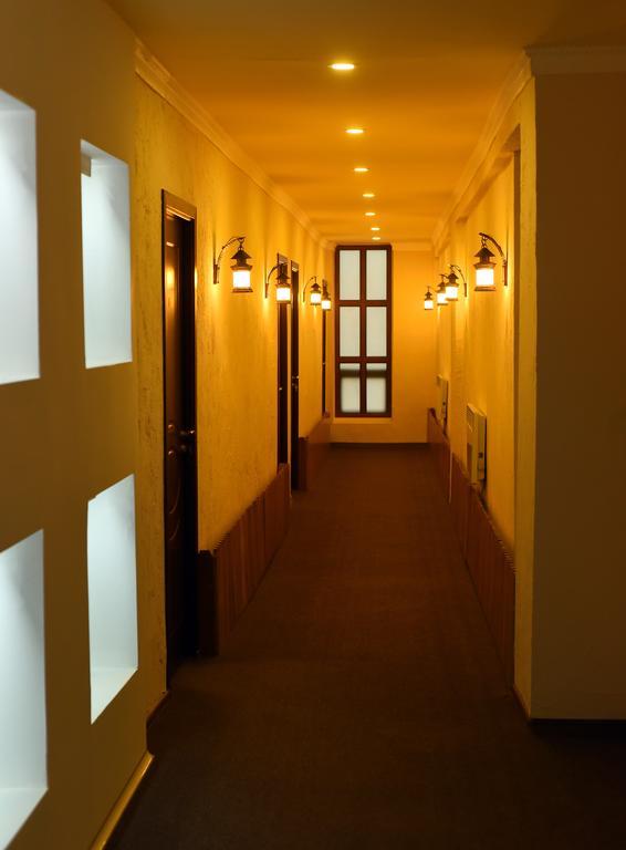 Sanahin Bridge Hotel Алаверди Экстерьер фото