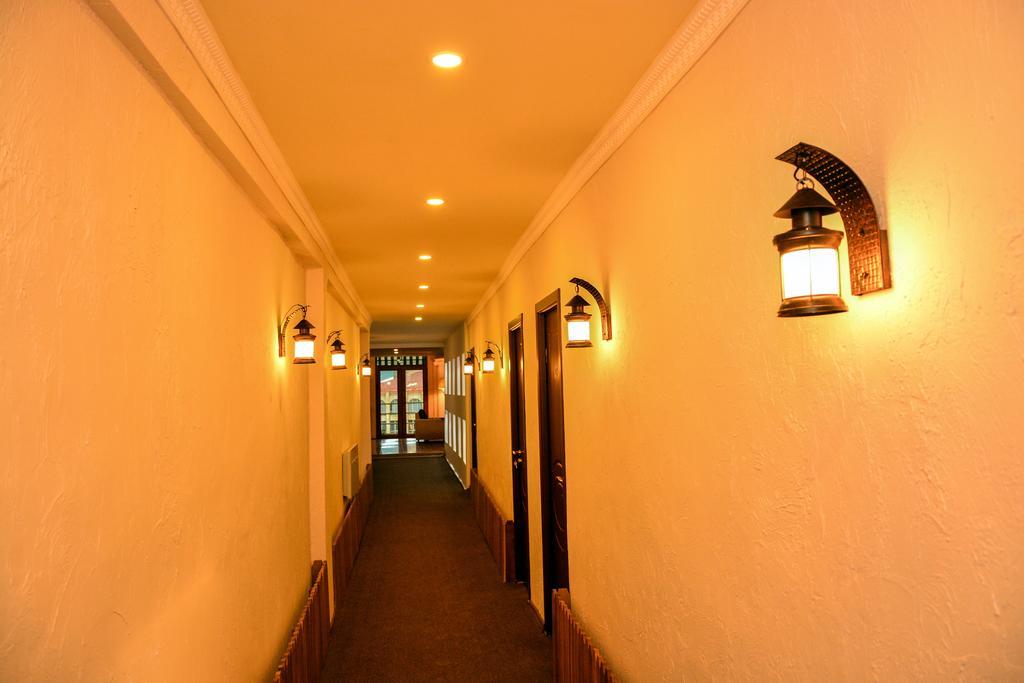 Sanahin Bridge Hotel Алаверди Экстерьер фото
